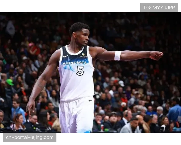 官方：安东尼-爱德华兹因脚踝扭伤将缺席未来三场比赛